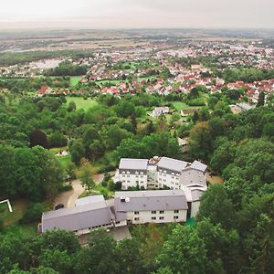 Taunustagungshotel